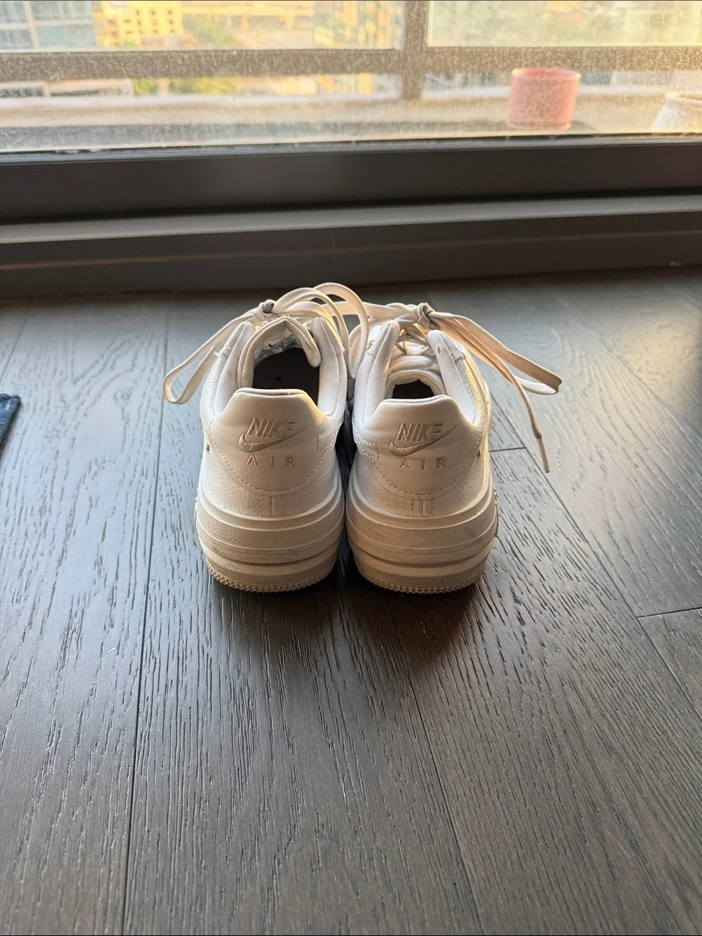 Nike Air Force 1 PLTAFORM 'Triple White' Women’s